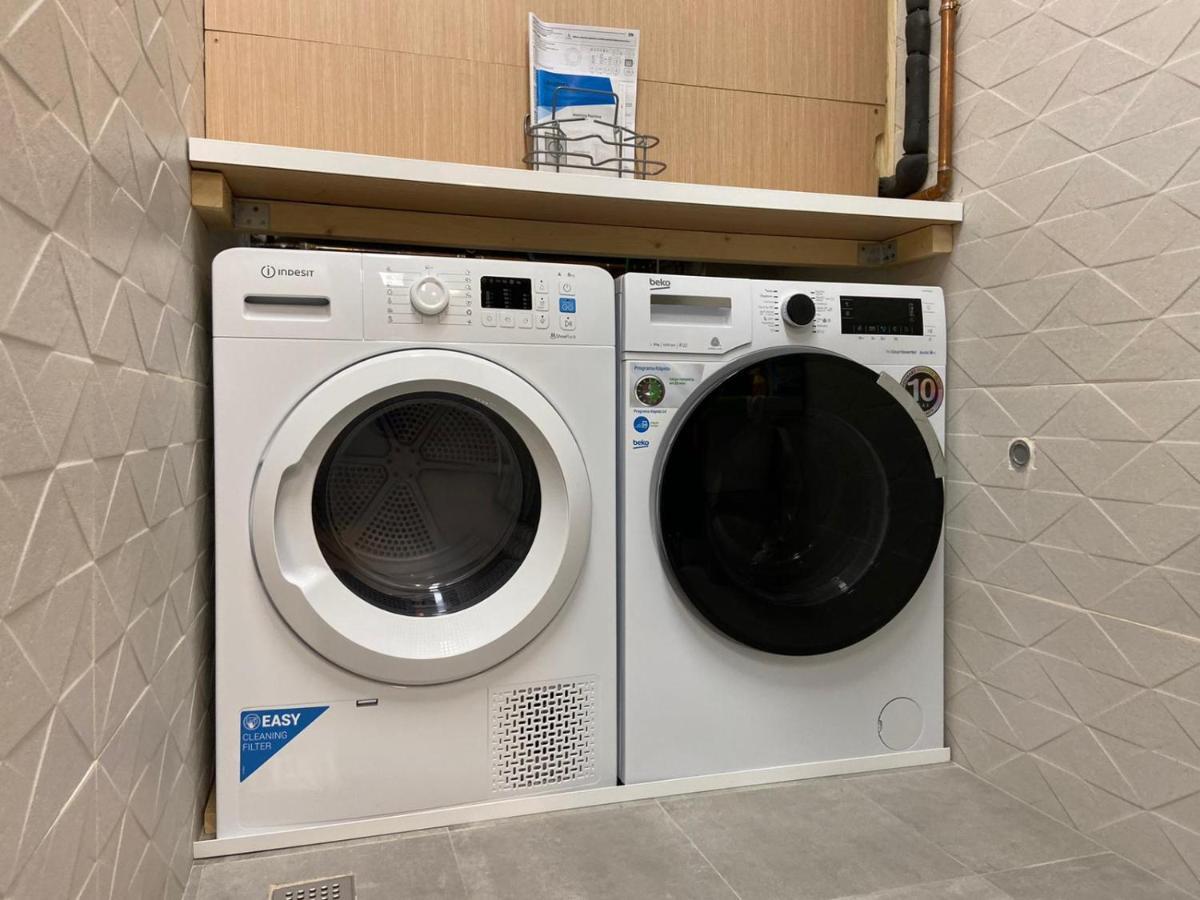 Albergue Rio Eume 폰테데우메 외부 사진